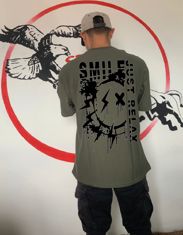 CAMISETA OVERSIZE GRAMAJE 180 (SMILE JUST)