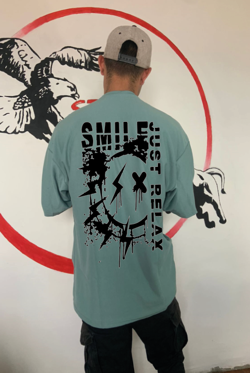 CAMISETA OVERSIZE GRAMAJE 180 (SMILE JUST)