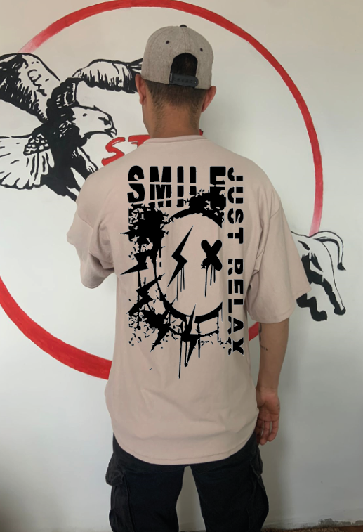 CAMISETA OVERSIZE GRAMAJE 180 (SMILE JUST)